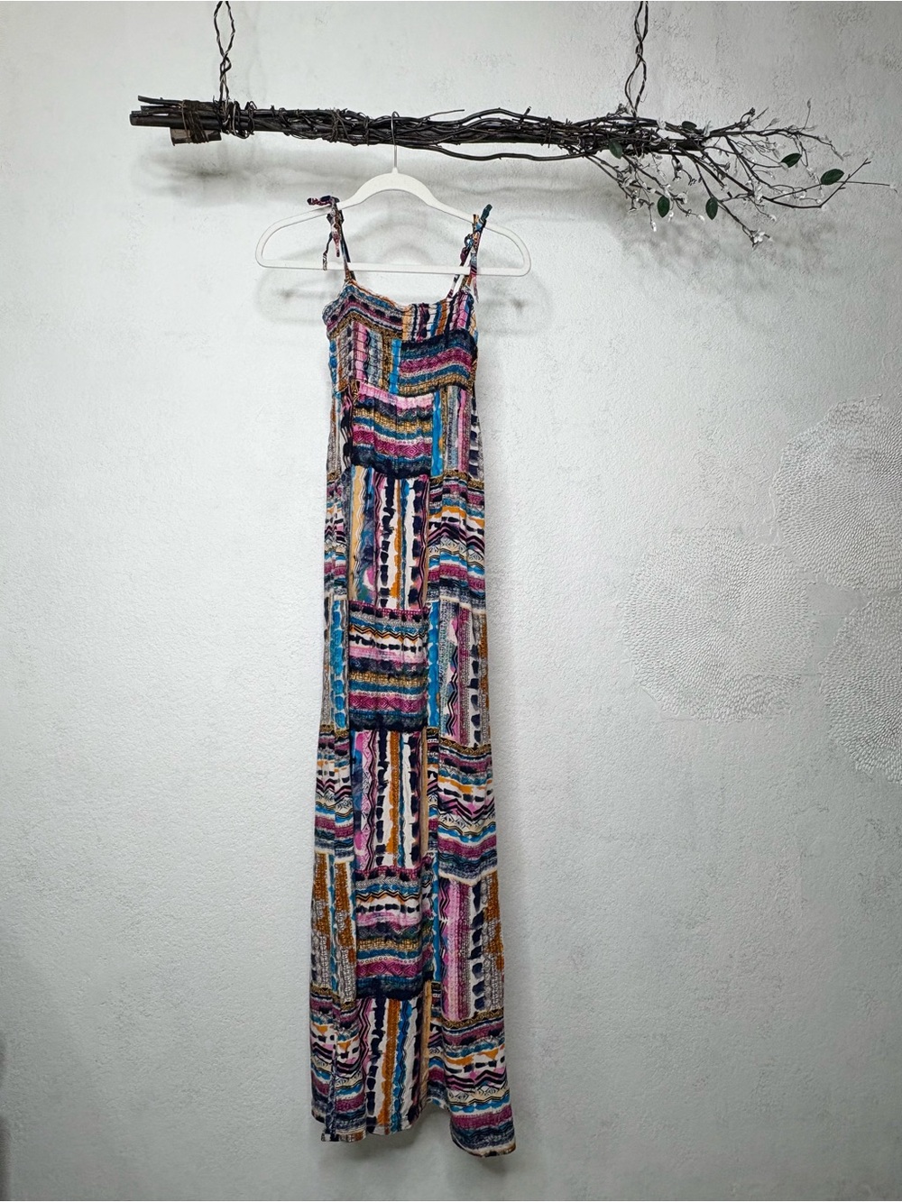 Bohemian Patchwork Tie-Shoulder Maxi Dress in Multicolor